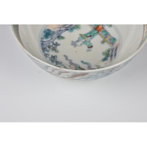 1545 - A Chinese porcelain doucai phoenix bowl, four character seal mark, probably 19th century, with round... 