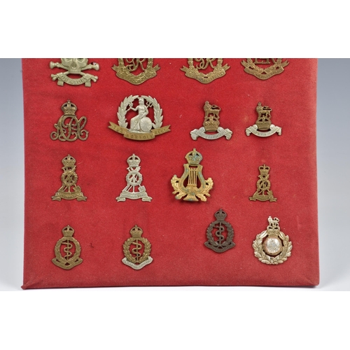 1788 - A collection of sixty Two (62) Military cap badge etc, to include Leicestershire; South Wales Border... 