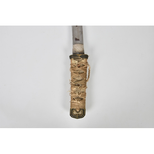 1807 - A Japanese Tanto (short sword), shagreen Tsuka (grip), Mekugi pin stuck, Tang not identified, Tsuba ... 