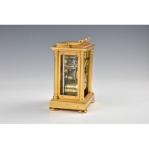 1942 - A fine English gilt brass double fusee carriage clock with hour strike, mid-19th century, unsigned, ... 