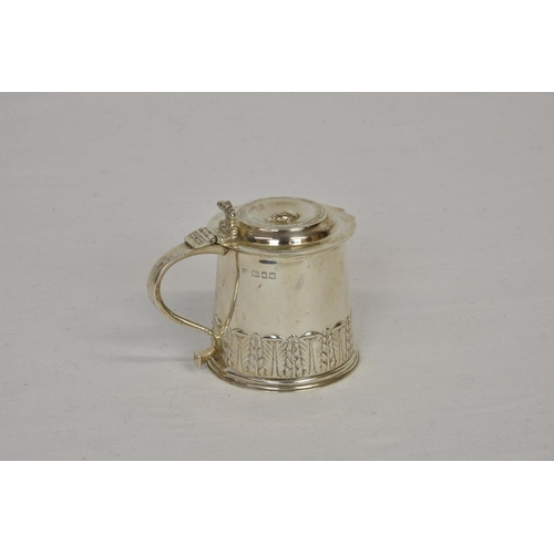 197 - A 17th century style silver hinged lidded tankard, maker's mark indistinct, possibly Dibdin & Co Ltd... 