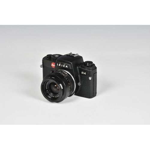 2110 - A Leica R4 SLR Camera, serial No. 1601467,with Leitz Wetzlar Elmarit-R 1:2.8/35 Lens, serial No. 203... 