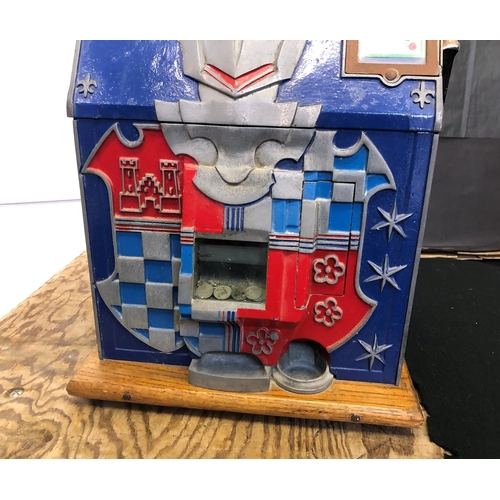 2169 - A Mills Novelty Company 'Castle' one-armed bandit, c.1937, No. S022, with part cast metal case with ... 