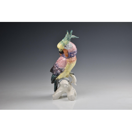 40 - A ceramic figure of a Cockatoo, probably Italian, late 20th century, unmarked, glazed earthenware, p... 