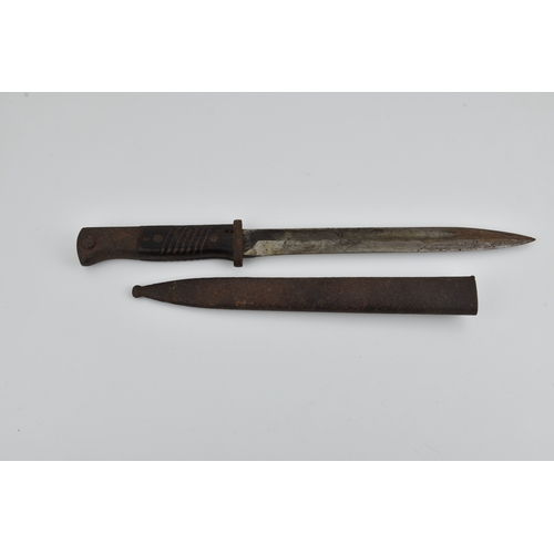 1826 - A Second War German Mauser K98 bayonet in semi-relic condition, by Carl Eickhorn, No.8555 with steel... 