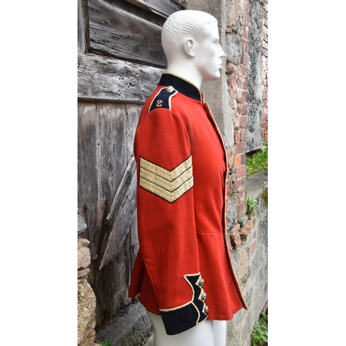 1828 - A Guernsey Militia scarlet tunic, for a Sergeant of the North regiment, eight silvered buttons to fr... 