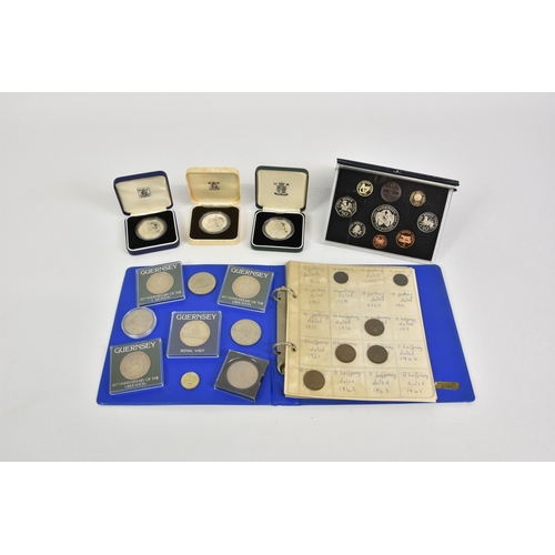 1905 - A collection of Guernsey silver proof and other commemorative coins etc, to include two pound to com... 