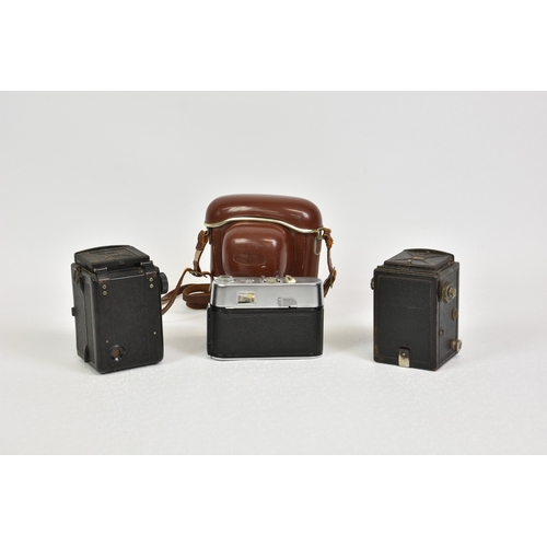 2108 - Four Voigtlander cameras, to include VITO CLR, with Lanthar 2,8/50 Lens, cased; VITO CL, with Color-... 