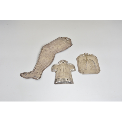 14 - EX-VOTO Italy - Silver plate and silver body parts, early 20th century, the lungs silver plate, ches... 