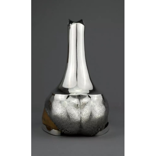 5 - An extremely rare and unusual Victorian silver mounted taxidermy horses hoof claret jug / decanter,... 