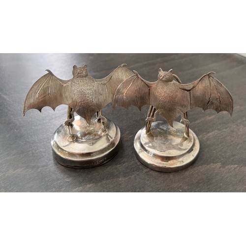 75 - A set of extremely rare George V novelty silver BAT menu / place card holders, William Davenport & C... 