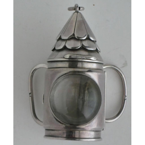 81 - A very rare Victorian novelty silver sewing etui combined with a vinaigrette to base, Sampson Mordan... 