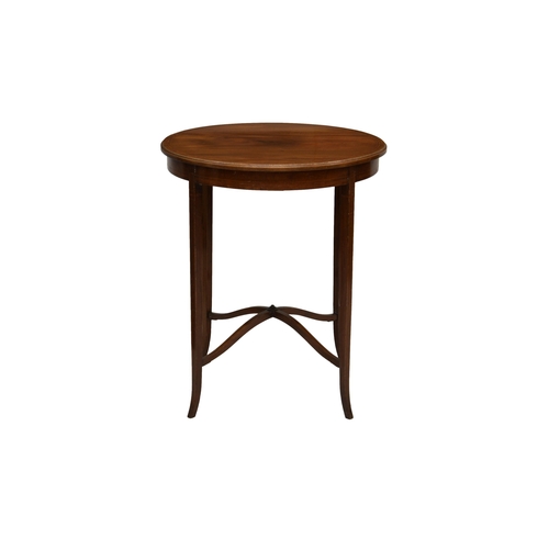 783 - An Edwardian circular satinwood banded mahogany occasional table, the circular top with moulded edge... 