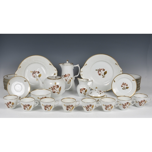 125 - A vintage Royal Copenhagen 'Brown Iris' pattern tea and cake service, to include teapot, hot water p... 