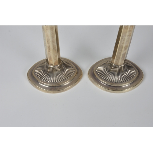 425 - A pair of Gorham sterling silver candlesticks, 1920s-30s, in the Art Deco taste, of slightly tapered... 