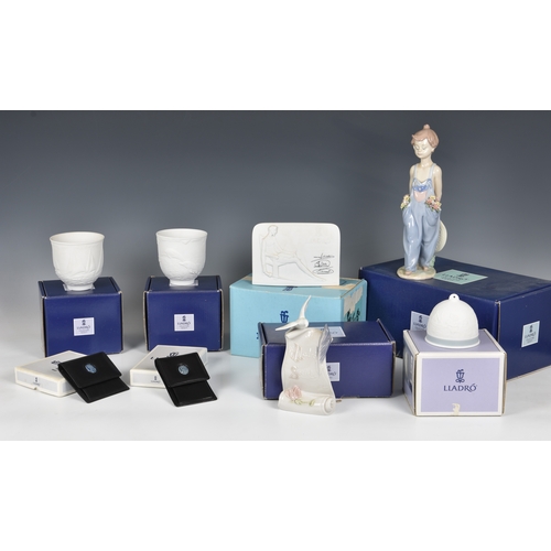 93 - A small collection of boxed Lladro Collectors Society figures, including 07650 Pocket Full of Wishes... 