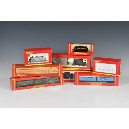 113 - Hornby Railways - A collection of 00 gauge Locomotives / Coaches / Rolling Stock to include Locomoti... 