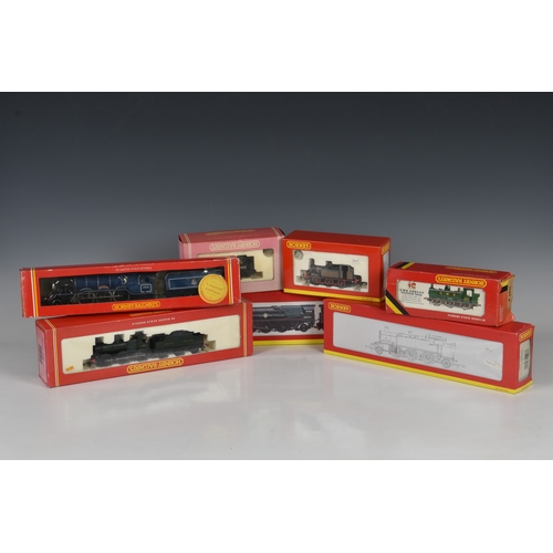 117 - Hornby Railways - A collection of 00 gauge Locomotives / Coaches / Rolling Stock to include Locomoti... 