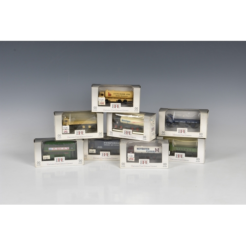 130 - A collection of boxed EFE Exclusive First Editions diecast model lorries and buses. (16)