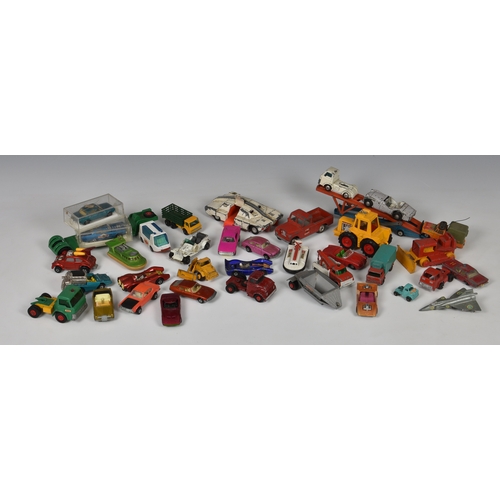 53 - A large collection of vintage playworn loose Matchbox and other die-cast vehicles together with a bo... 