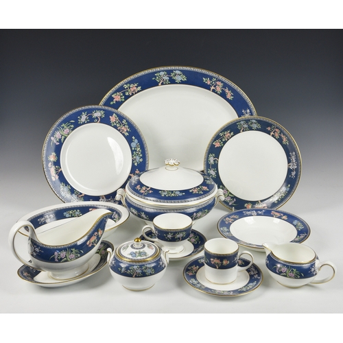 942 - A large collection of Wedgwood 