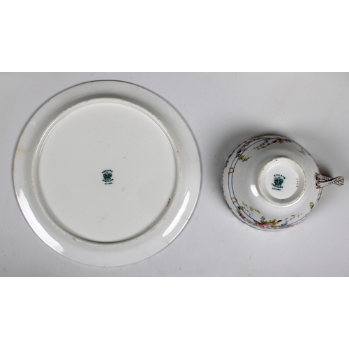 35 - A Coalport porcelain part tea service  comprising ten teacups and saucers, twelve tea plates, two st... 