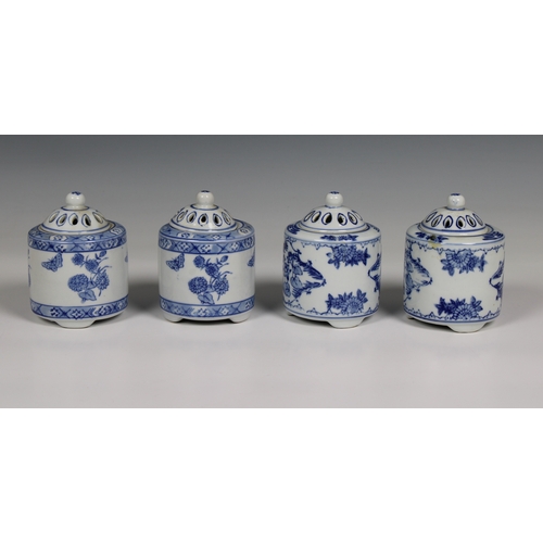 359 - Four 20th century Culpepper blue and white pottery Chinese style pot pourri jars with pierced lids, ... 