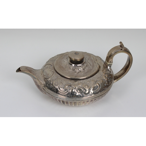 500 - Late Georgian silver teapot James Wintle, London, 1822, squat melon form body, the upper impressed w... 