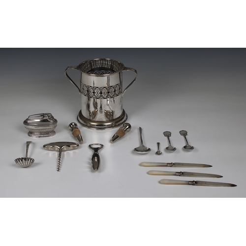 547 - A group of plated wares, including entree dishes; cased flatware; dishes; EPNS spoons; wine stoppers... 