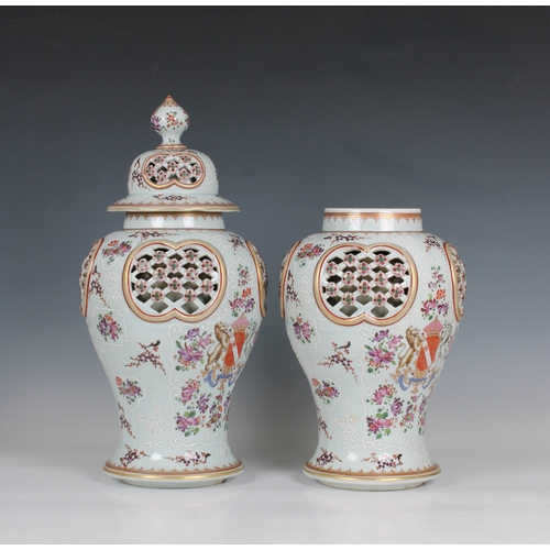 107 - A pair of Samson of Paris armorial baluster vases and covers 19th century, painted in famille rose e... 