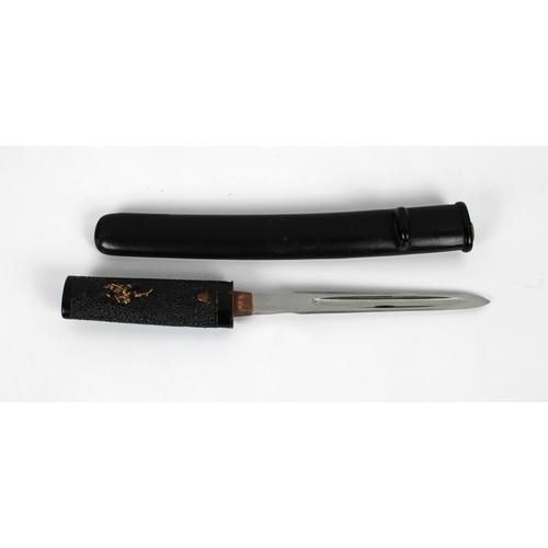 287 - A Japanese dagger (tanto) double edged ken type blade copper habaki, samurai menuki, Saya with kozuk... 