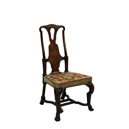 520 - A Queen Anne style walnut dining chair, probably 19th century, with shaped bridged vase splat back, ... 