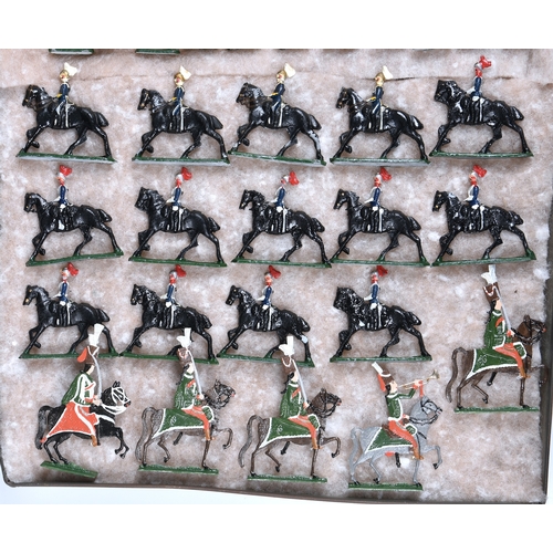 609 - A collection of flat and semi-flat lead toy soldiers 20th century (VG-E), plus a late 19th century t... 