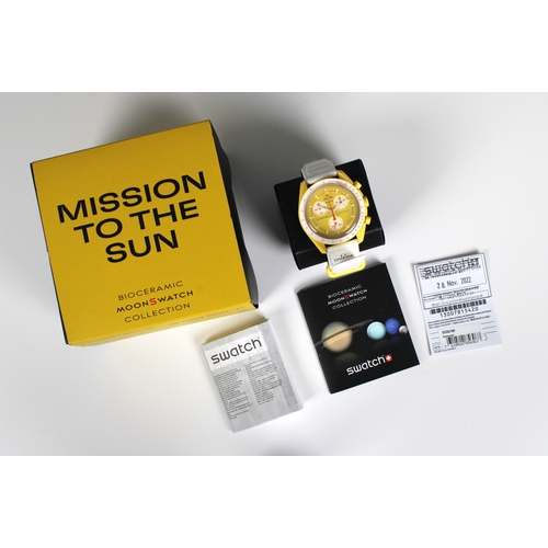 828 - Swatch X Omega Speedmaster, MOONSWATCH, Mission to the Sun wrist watch A bioceramic wrist watch, CIR... 