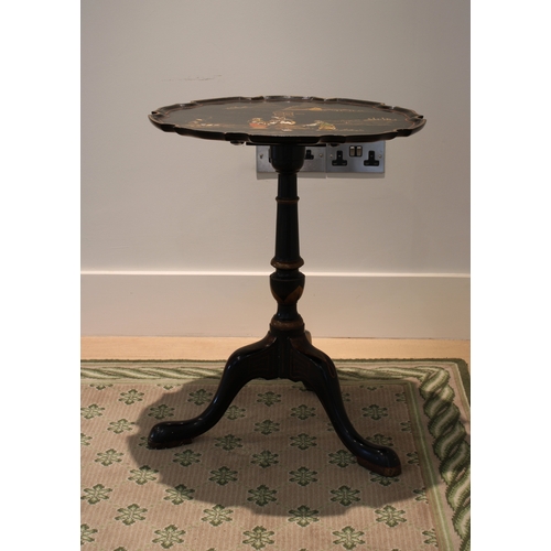 143 - George II style chinoiserie decorated tilt-top tripod table c. 1910, the piecrust top with a scene o... 