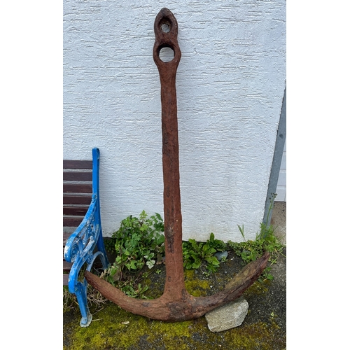 266 - A Large 19th Century cast iron ships / boat anchor with rusty weathered patina, 40in. (101.6cm.) wid... 