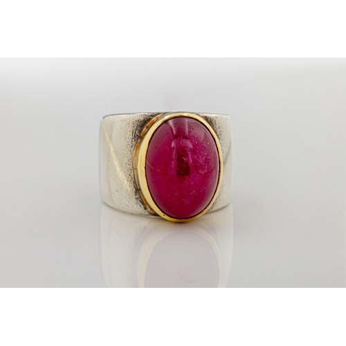 1165 - A Bruce Russell of Guernsey 18ct yellow gold, silver and ruby ring approximate size P«.