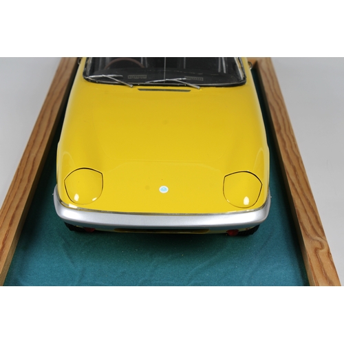 1384 - A 1/8 scale precision display model Lotus Elan, formerly owned by Ron Hickman, designer of the Lotus... 