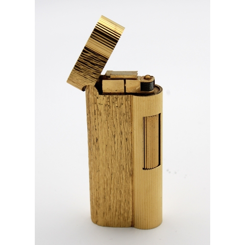 1435 - Dunhill - Deluxe Gold Plated Lighter ( Bark Finish ) 20 Microns No D40729, c1960, with original Dunh... 