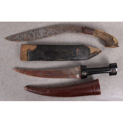 1564 - Kukri and Jambiya style knives / daggers. a/f (2)