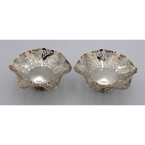 1017 - **WITHDRAWN**
A pair of Elizabeth II silver pierced pedestal bon bon dishes Charles Solomon Farbey, ... 