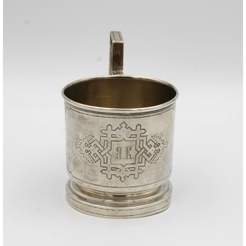 1022 - A late 19th century Russian silver cup assayed by Ivan Vonifatiyevich Yevstigneyev, Moscow, 1881, 9.... 