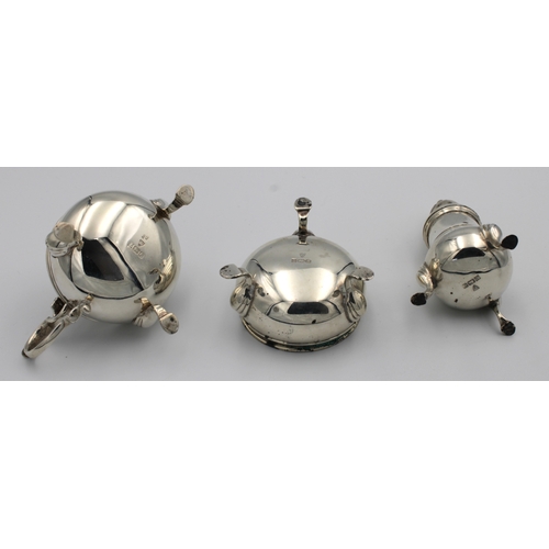 1030 - A silver cruet set J B Chatterley & Sons Ltd, Birmingham, 1979, comprising of mustard, open salt wit... 