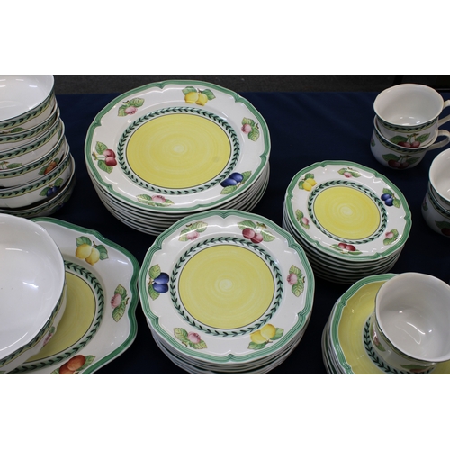 69 - A Villeroy & Boch 'French Garden Fleurence' tea & dinner service for eight settings to include an ov... 