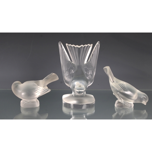 120 - A trio of Lalique glass and frosted glass birds Each work etched ?Lalique France? to the base, the t... 