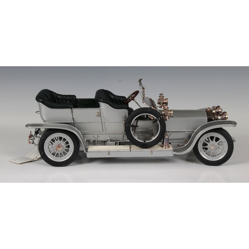 154 - A Franklin Mint precision die cast model Rolls Royce Silver Ghost 1907, 1:12 scale Reg AX201, Frankl... 