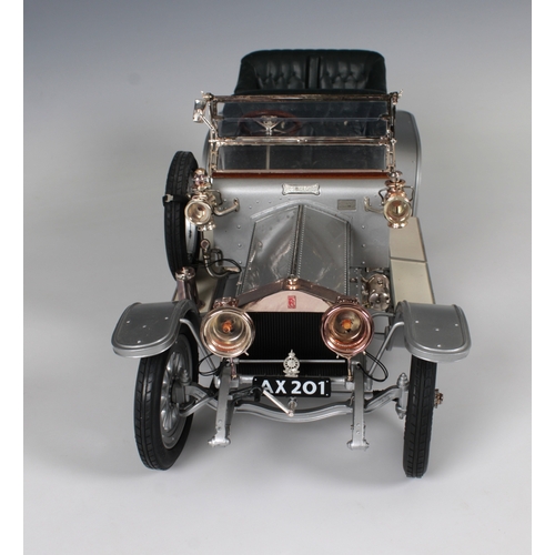 154 - A Franklin Mint precision die cast model Rolls Royce Silver Ghost 1907, 1:12 scale Reg AX201, Frankl... 