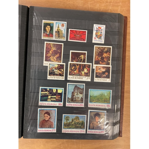 176 - Philately interest - A massive collection of Worldwide stamps contained in eleven binders / albums, ... 