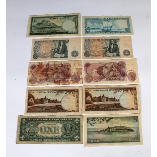 214 - A collection of various banknotes to include a Federal Reserve Note The United States of America, On... 
