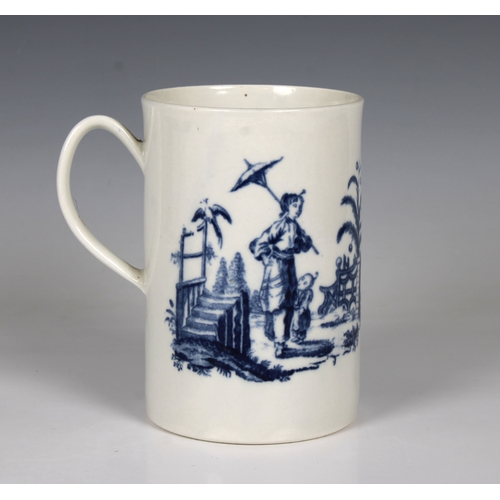 22 - A Worcester porcelain tankardcirca 1750, of typical cylindrical form, printed in underglaze blue wit... 